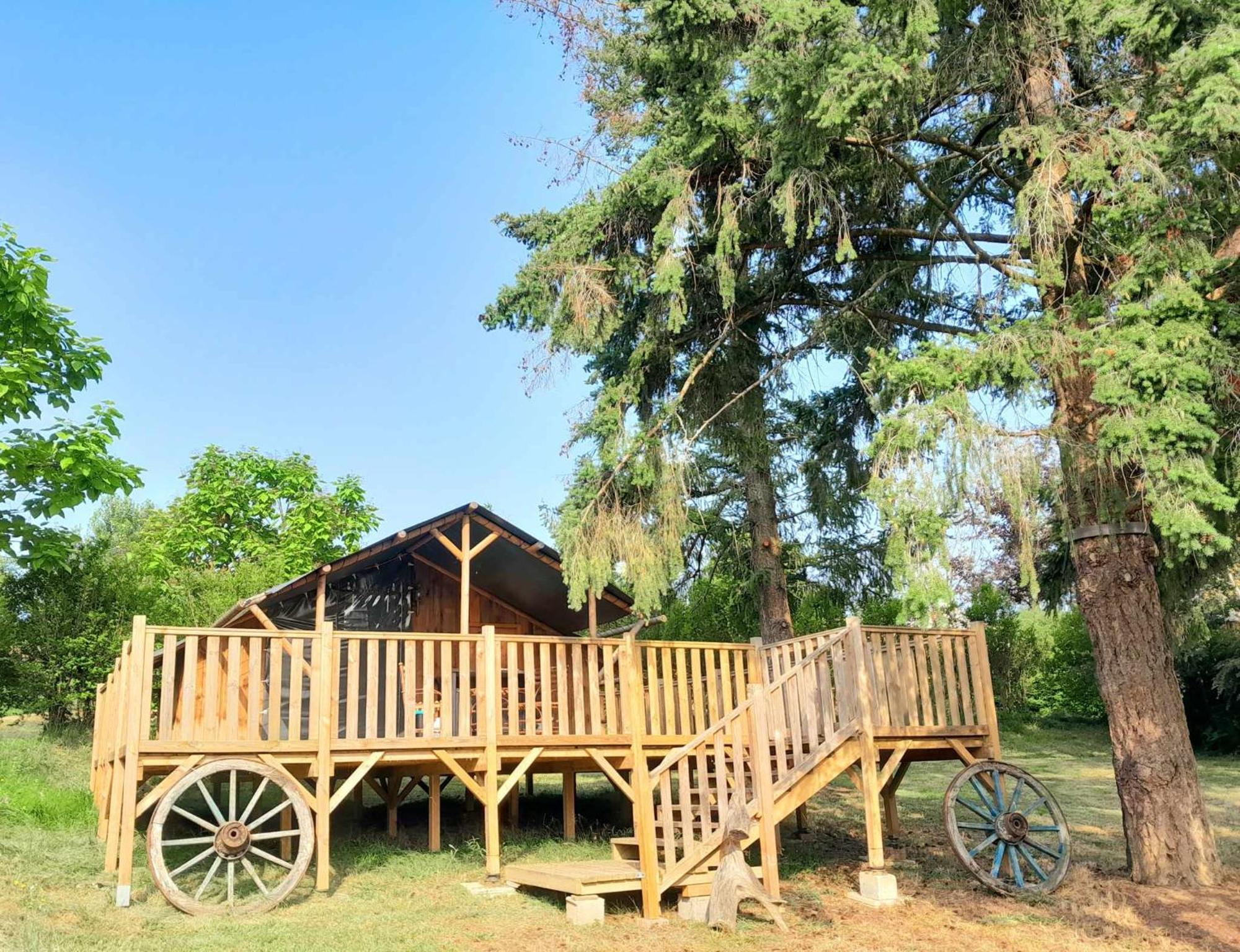 Hotel Les Auzerals Camping Du Lac Rabastens Exterior foto